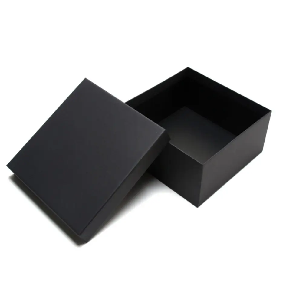 Caixa cartonada média